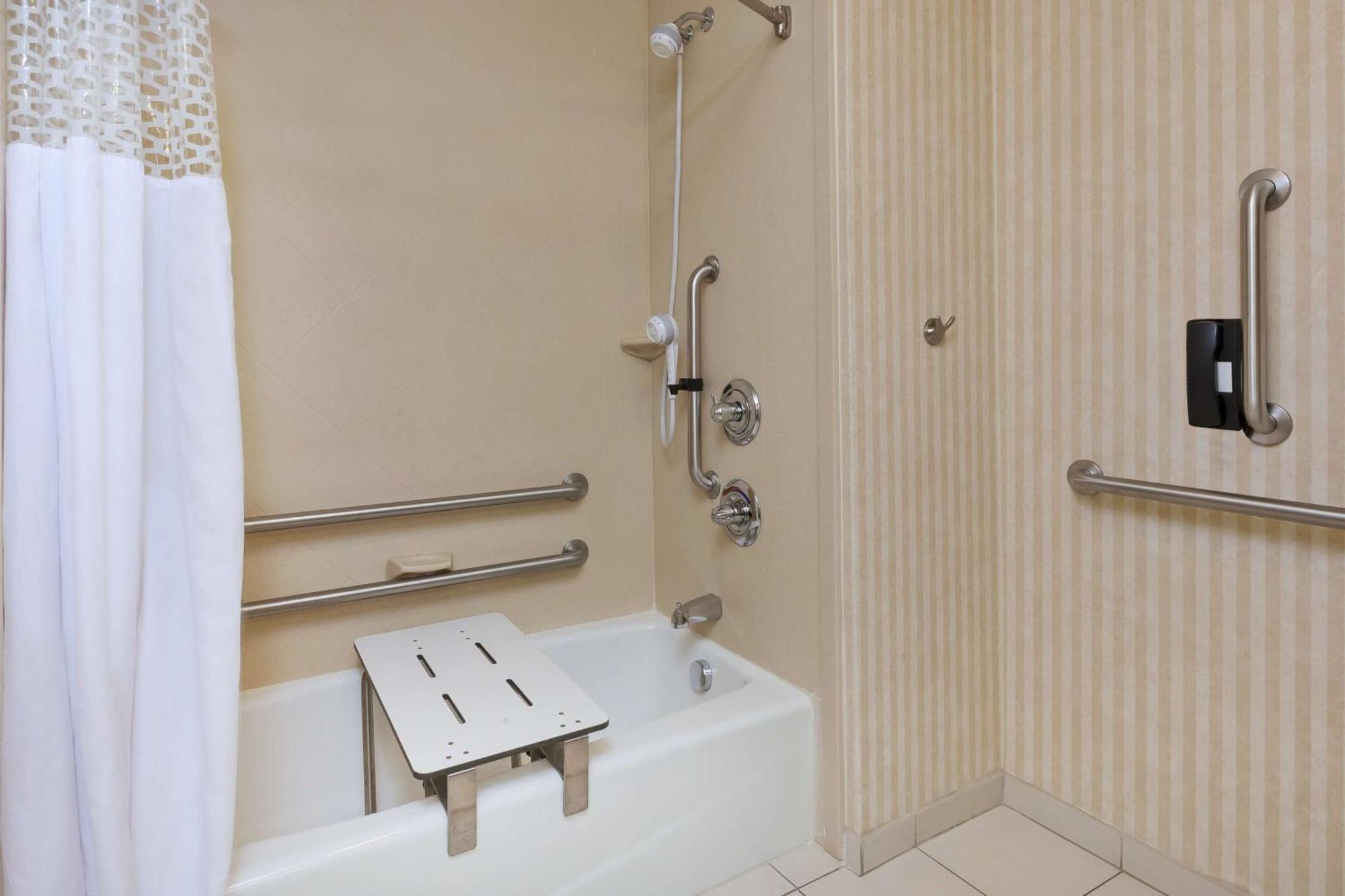 Hampton Inn Detroit/Southgate Exterior foto