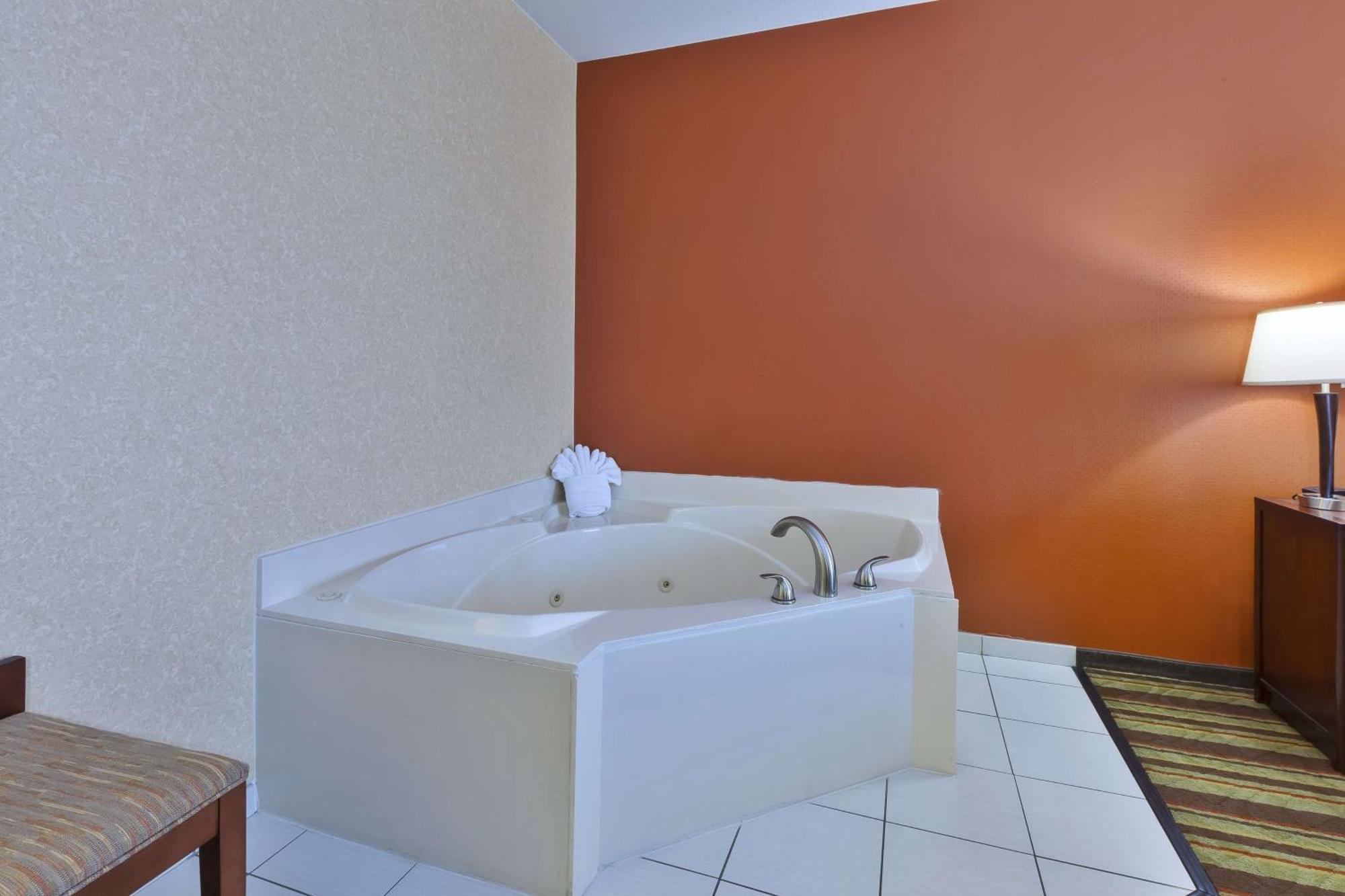 Hampton Inn Detroit/Southgate Exterior foto