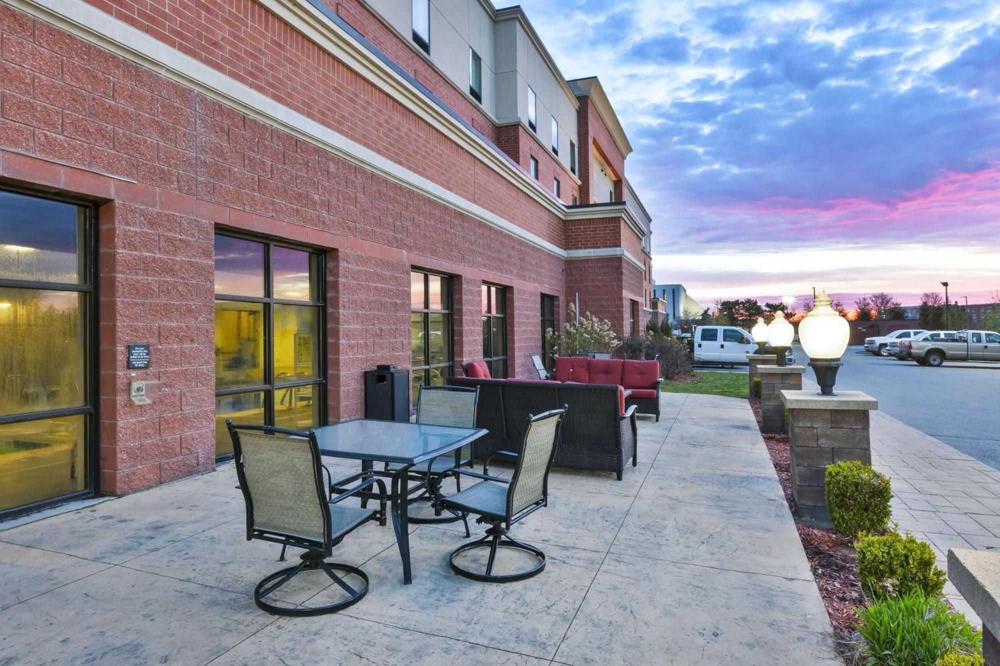 Hampton Inn Detroit/Southgate Exterior foto